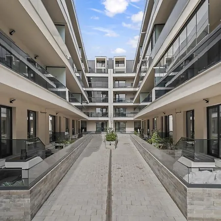 High-end With Terrace *