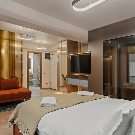 High-end With Terrace